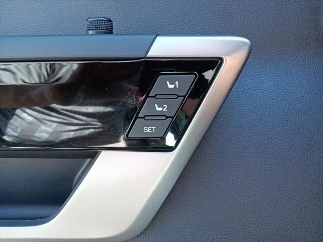 2026 Toyota Tundra Limited CrewMax 5.5' Bed