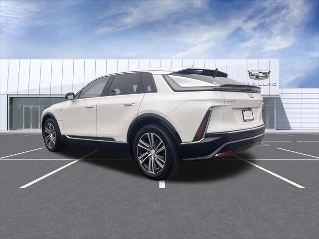 2024 Cadillac iQ Luxury w/1SC