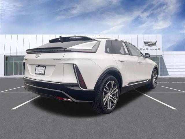 2024 Cadillac iQ Luxury w/1SC