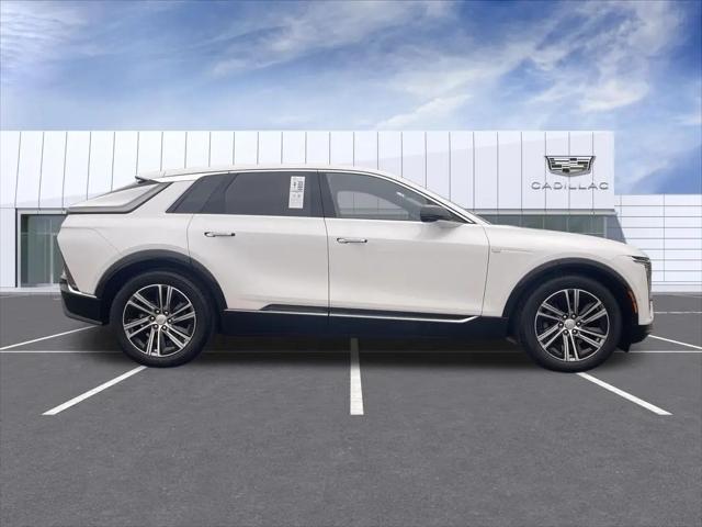 2024 Cadillac iQ Luxury w/1SC