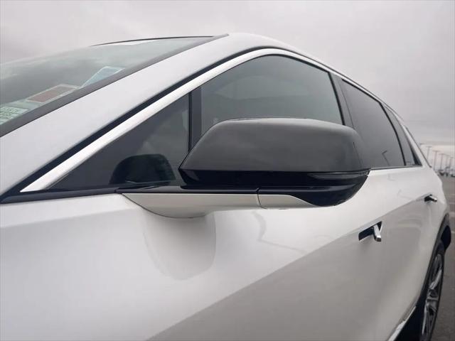 2024 Cadillac iQ Luxury w/1SC