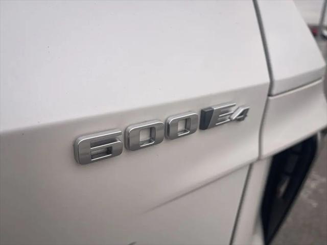 2024 Cadillac iQ Luxury w/1SC