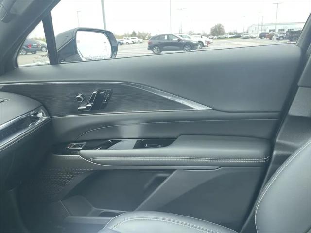 2024 Cadillac iQ Luxury w/1SC