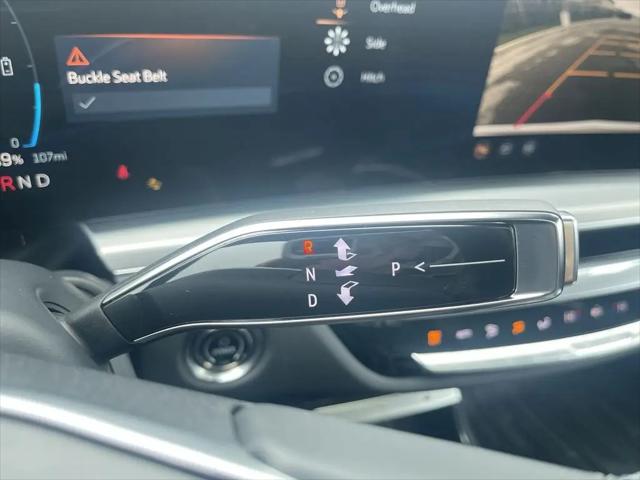 2024 Cadillac iQ Luxury w/1SC