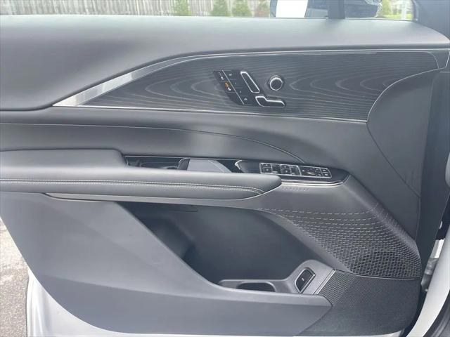 2024 Cadillac iQ Luxury w/1SC
