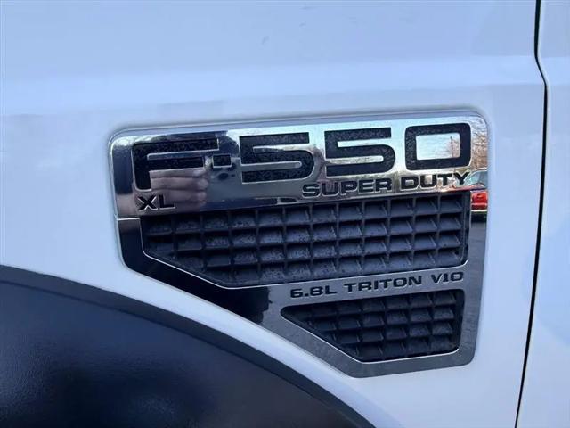 2009 Ford F-550 XL