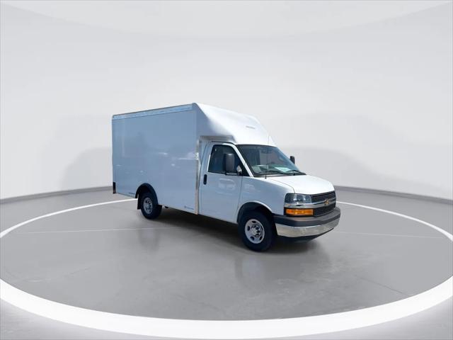 2026 Chevrolet Express Cutaway Work Van