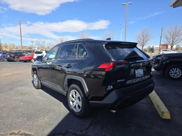 2021 Toyota RAV4 LE