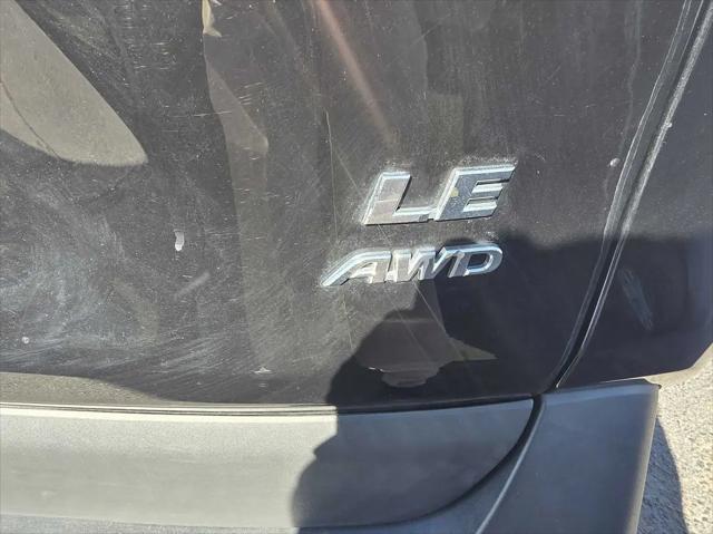 2021 Toyota RAV4 LE