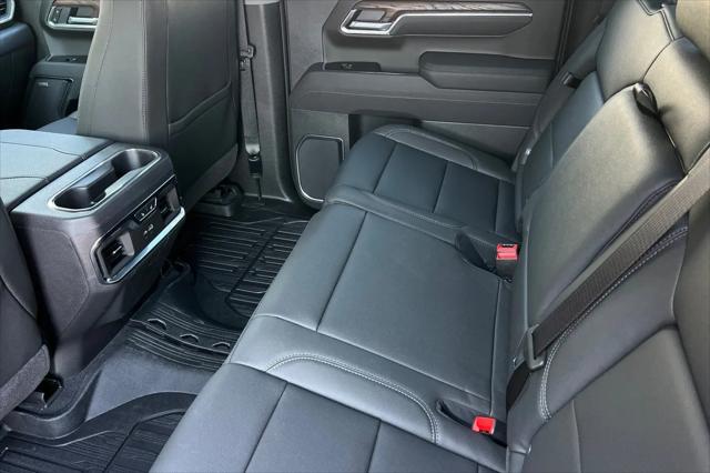 2026 GMC Sierra 1500 Crew Cab, Short Bed, SLT, 4WD
