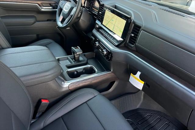 2026 GMC Sierra 1500 Crew Cab, Short Bed, SLT, 4WD
