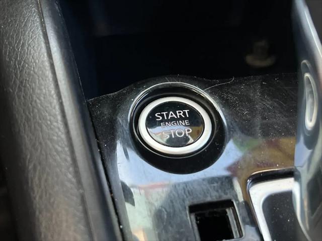 2021 Nissan Versa SV Xtronic CVT