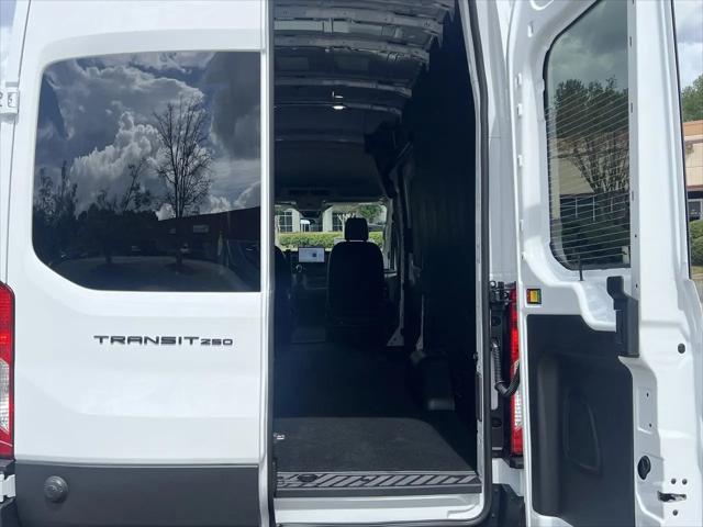 2026 Ford Transit Cargo Van T-250