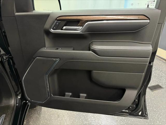 2024 Chevrolet Silverado 1500 4WD Crew Cab Short Bed LT with 2FL