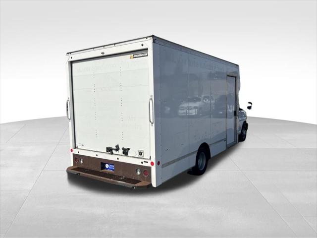 2021 Chevrolet Express Cutaway Work Van