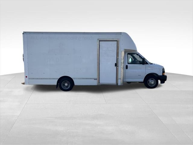 2021 Chevrolet Express Cutaway Work Van