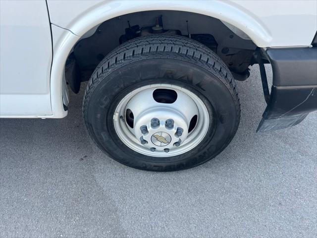 2021 Chevrolet Express Cutaway Work Van