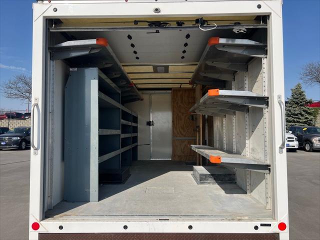 2021 Chevrolet Express Cutaway Work Van