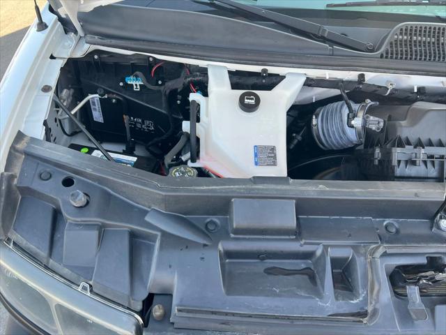 2021 Chevrolet Express Cutaway Work Van