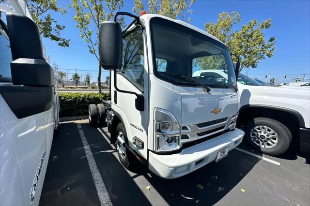 2026 Chevrolet 3500 LCF Gas Unknown