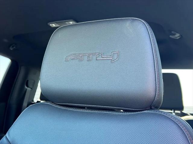 2025 GMC Sierra 1500 4WD Crew Cab Short Box AT4