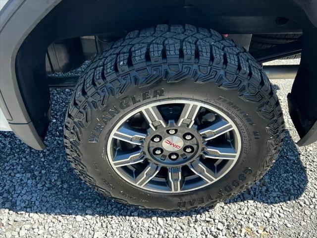 2025 GMC Sierra 1500 4WD Crew Cab Short Box AT4