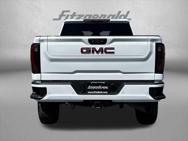 2025 GMC Sierra 2500HD 4WD Crew Cab Standard Bed AT4