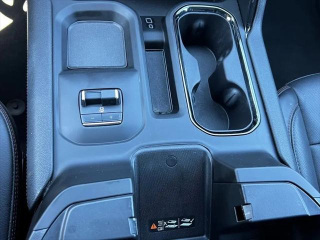 2025 GMC Sierra 2500HD 4WD Crew Cab Standard Bed AT4