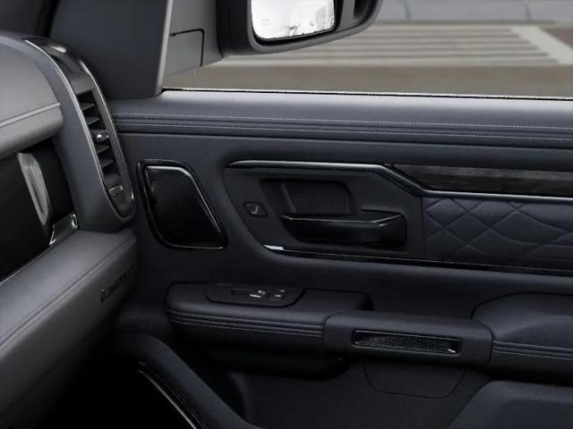 2026 Ram 1500 Limited Crew Cab 4x4 57 Box