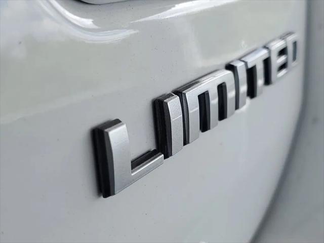 2026 Jeep Grand Cherokee Limited 4x2