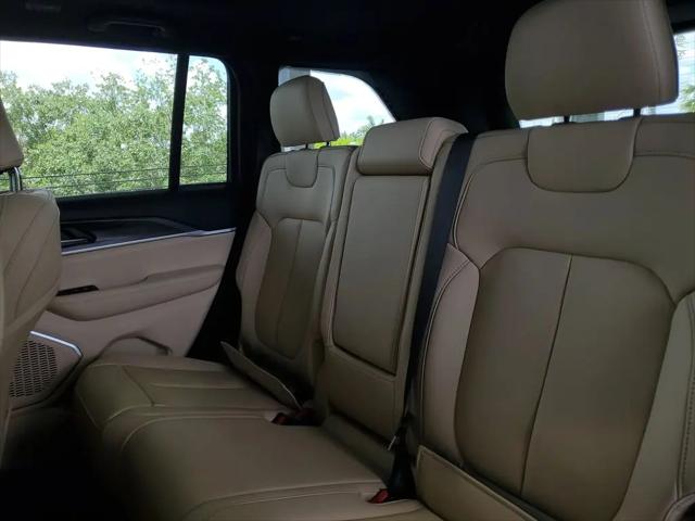 2026 Jeep Grand Cherokee Limited 4x2