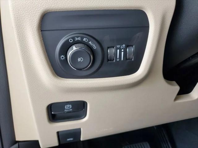 2026 Jeep Grand Cherokee Limited 4x2