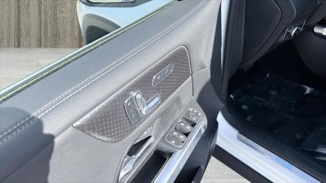 2025 Mercedes-Benz EQB 250 EQB 250+