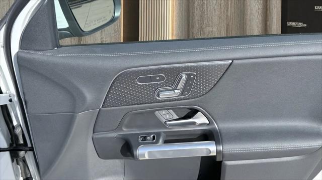 2025 Mercedes-Benz EQB 250 EQB 250+