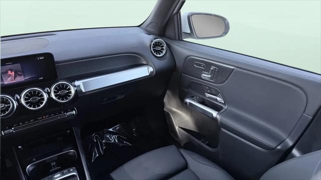 2025 Mercedes-Benz EQB 250 EQB 250+