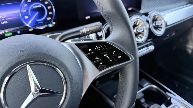 2025 Mercedes-Benz EQB 250 EQB 250+