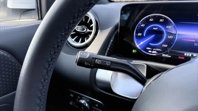 2025 Mercedes-Benz EQB 250 EQB 250+