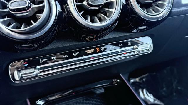 2025 Mercedes-Benz EQB 250 EQB 250+