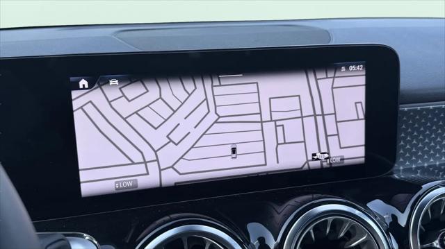2025 Mercedes-Benz EQB 250 EQB 250+