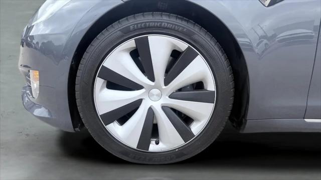 2021 Tesla Model S Long Range Plus Dual Motor All-Wheel Drive