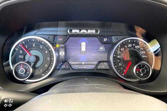 2026 Ram 1500 Big Horn Crew Cab 4x4 5'7" Box