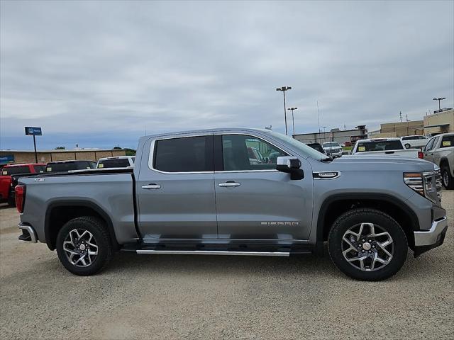2026 GMC Sierra 1500 Crew Cab, Short Bed, SLT, 4WD