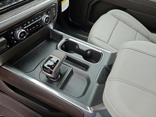 2026 GMC Sierra 1500 Crew Cab, Short Bed, SLT, 4WD
