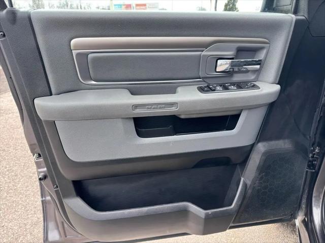 2019 Ram 1500 Classic Warlock Crew Cab 4x4 5'7" Box