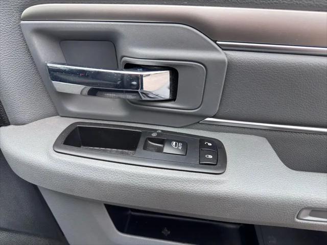 2019 Ram 1500 Classic Warlock Crew Cab 4x4 5'7" Box