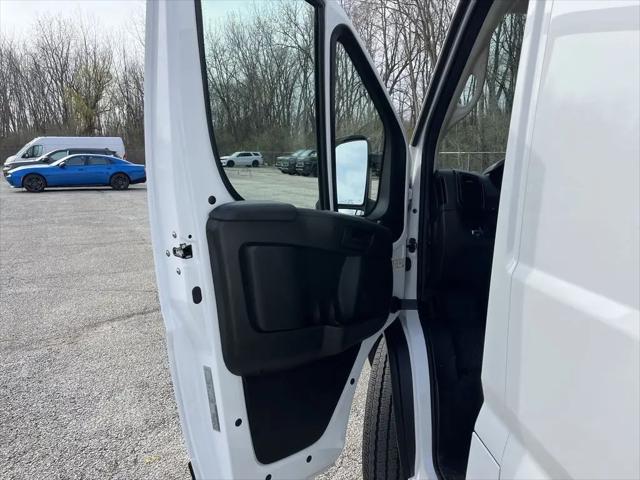 2025 Ram ProMaster 2500 Cargo Van Tradesman High Roof 159" WB w/Pass Seat