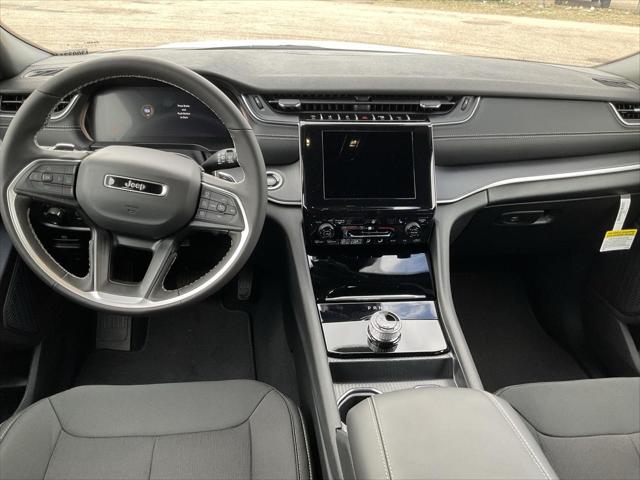 2026 Jeep Grand Cherokee L Altitude 4x4