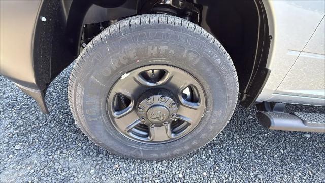 2026 Ram 3500 Tradesman Crew Cab 4x4 8' Box
