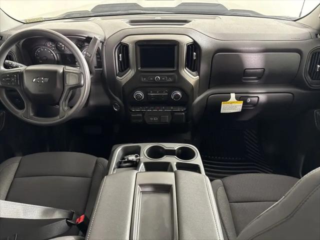 2026 Chevrolet Silverado 1500 4WD Crew Cab Short Bed Custom Trail Boss