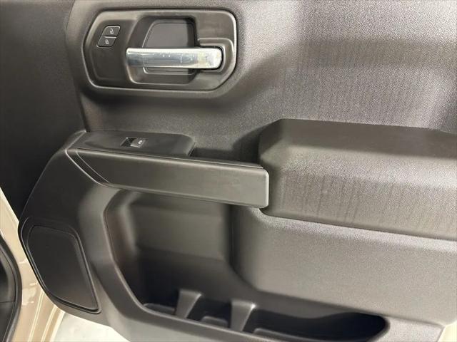 2026 Chevrolet Silverado 1500 4WD Crew Cab Short Bed Custom Trail Boss